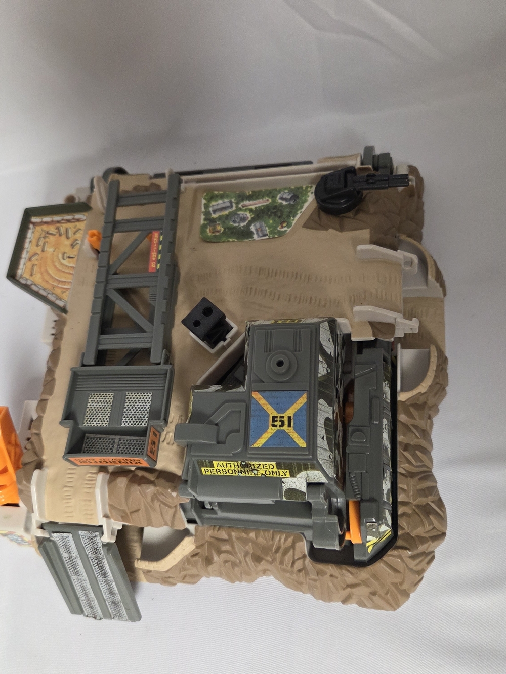 Micro Machines Military,‎ Galoob, Double Takes, Substation Phoenix
